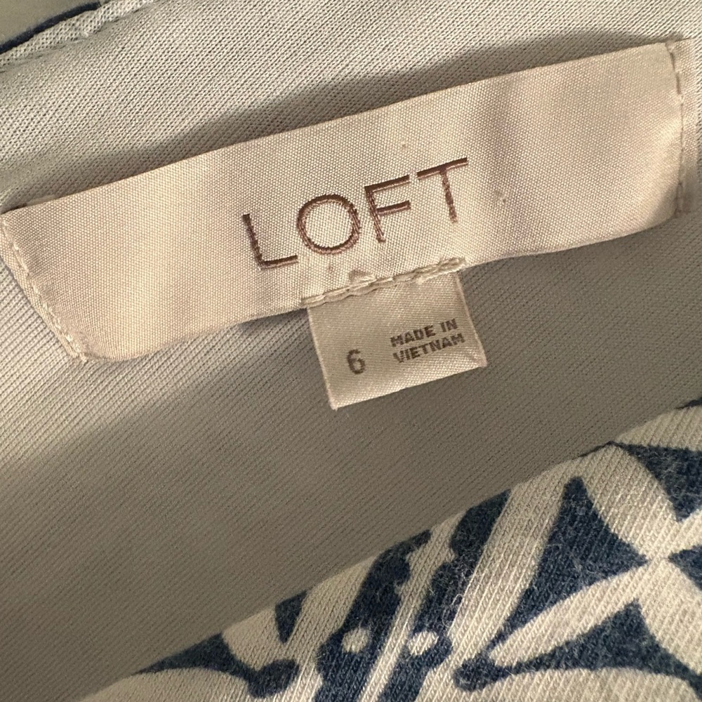 Loft Short Sleeve Stretch Blue White Geometric Skater‎ Dress Sz 6 - Picture 4 of 7